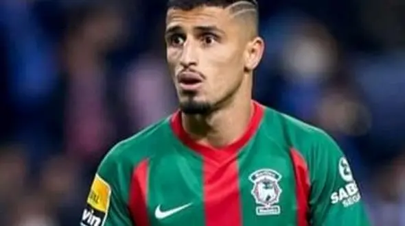 علی علیپور به ژیل ویسنته پیوست