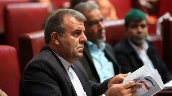 عضو شورای شهرستان پردیس یک میلیاردر آشغال جمع کن است!+ فیلم