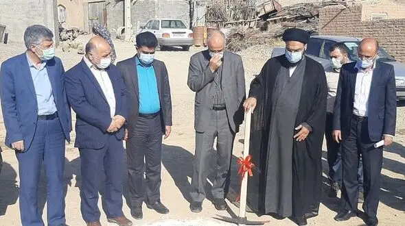 آغاز عملیات گاز رسانی به دو روستای لشکر کوه و گل انجیره در اردستان