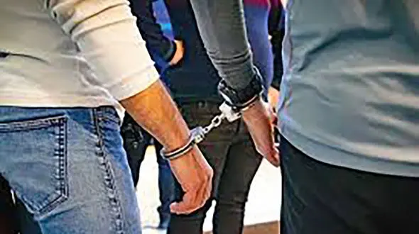 فروش ماسک با فیلم های غیر اخلاقی در تلگرام / پلیس فتا حواسش است!