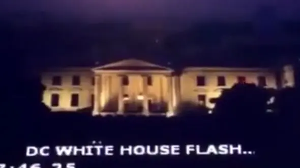 دیده شدن نور عجیب از پنجره‌های کاخ سفید /هیچ کس راز نورها را نمی داند+فیلم