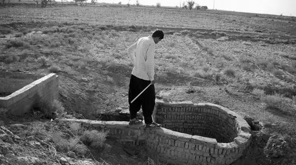 تنش آبی و دریاچه ارومیه اولویت دولت نیست/ سواستفاده گروه های قوم گرا از وضعیت دریاچه ارومیه 