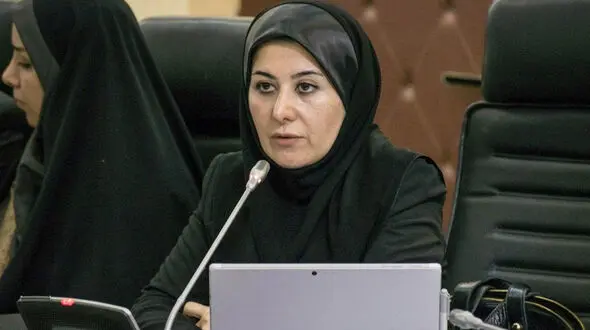 فاطمه قناد؛ دانشیار دانشگاه علم و فرهنگ، موسس و عضو هیات مدیره پلتفرم هوشمند «کلینیک حقوقی ایران»