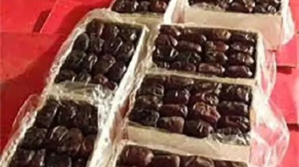 انهدام 14 تن خرمای فاسد در اصفهان 