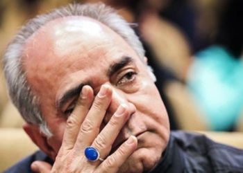 فیلم/ پرویز پرستویی: زنم تو فقر و بدبختی مرده! دخترم 30 سال حسرت دیدن پدرشو داشت، پسرم مجرم این شهره!+فیلم