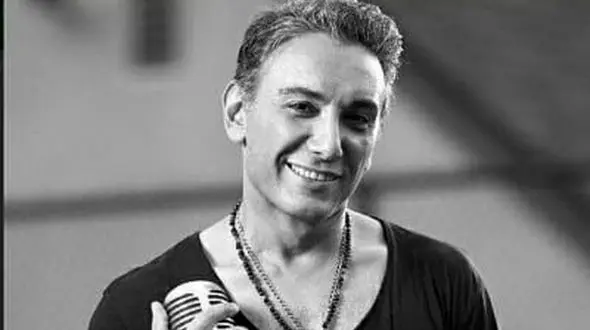 دانلود آهنگ های ناب عالی  شادمهر عقیلی! / بهترین های شادمهر که به دل می نشینند !