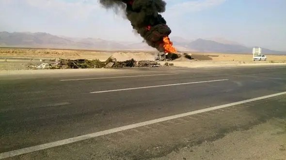 آخرین جزئیات از حادثه اتوبوس نطنز / 8 تن ترخیص شدند + عکس 