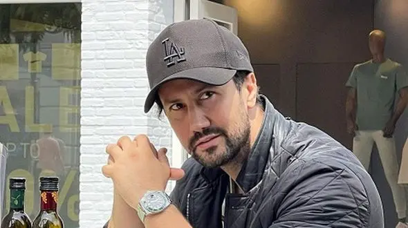 رونمایی از رفیق همستر باز شاهرخ استخری/ چقدر عمیق رفته تو بحر گوشی+عکس