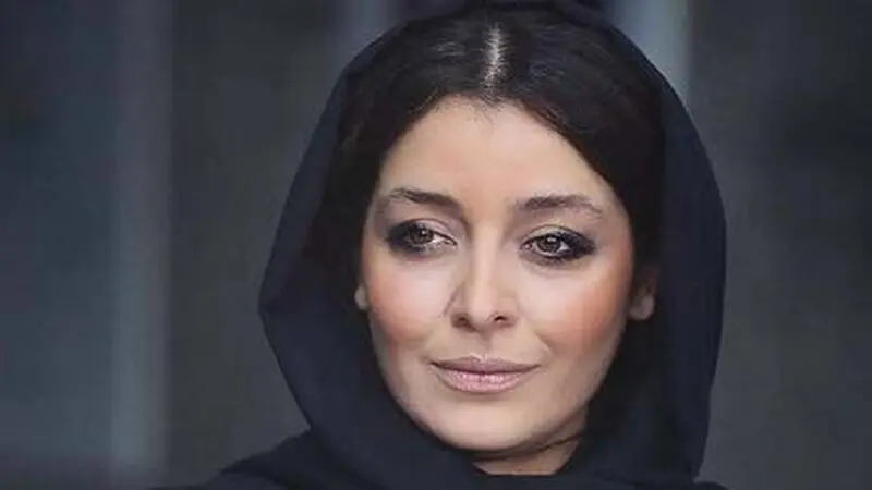 ساره بیات