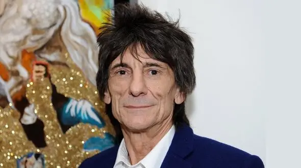 گیتاریست گروه موسیقی معروف انجام شیمی درمانی را نپذیرفت
