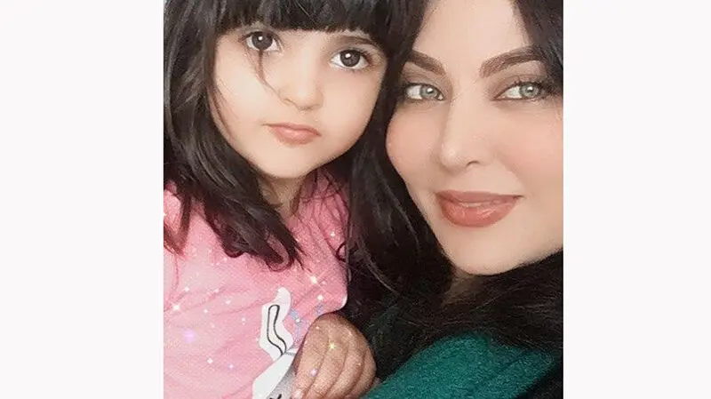 فقیه سلطانی و دخترش گندم 