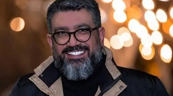 فیلمی از «مجری برنامه حالا خورشید» در حال تدریس در دانشگاه/ رضا رشیدپور: دانشجویان گرامی هنگام فیلمبرداری از من اطلاع دهند که لاغر باشم!!!