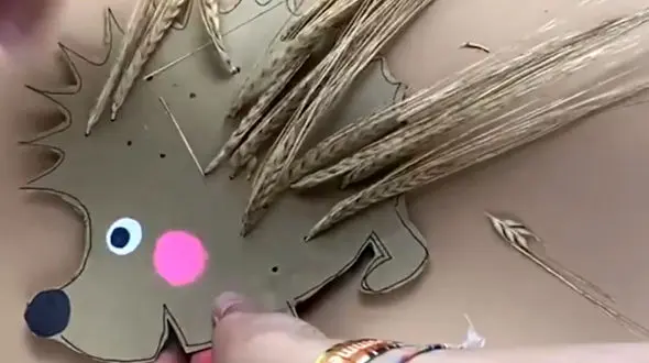 ساخت جوجه تیغی با گندم + فیلم