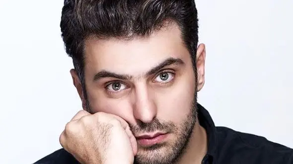 فیلم/  شعر عاشقانه و احساسی علی ضیا، به دنیا اومدم تا عاشقت باشم/ مخاطب این شعر کیست؟