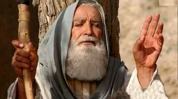 قاب خانوادگی محمود پاک نیت و مهوش صبرکن در کنار نوه زیبایشان