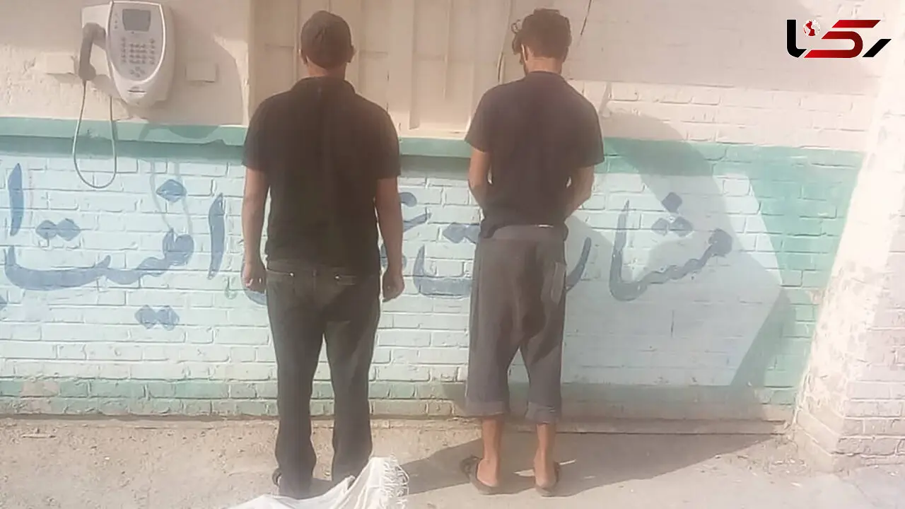 دستگیری 2 سارق حرفه ای خانه در آبادان + عکس