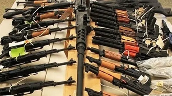  49 قبضه سلاح جنگی و شکاری در شهرستان سقز کشف وضبط شد