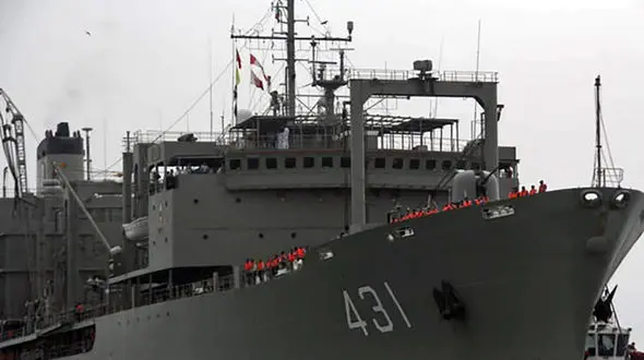  جزئیات حادثه ناو خارک غرق شده در دریای عمان + فیلم