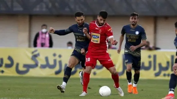 اخبار نقل و انتقالات/ پیشنهاد گلگهر به 2 ستاره پرسپولیس و تغییر تیم بازیکن سرباز