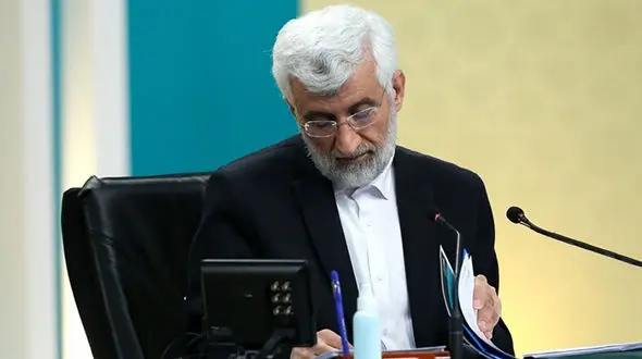 جلیلی: با بی‌خیالی، ده‌ها میلیون ایرانی را در مشکلات حبس کرده‌اند، بعد شعار آزادی می‌دهند