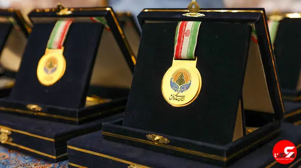 اعطای نشان عالی دانش به اساتید برتر کشوری