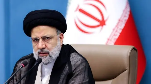 رئیسی : مهمترین وظیفه مسئولان برای مقابله با توطئه‌های دشمن حل مشکلات مردم و پیشرفت کشور است