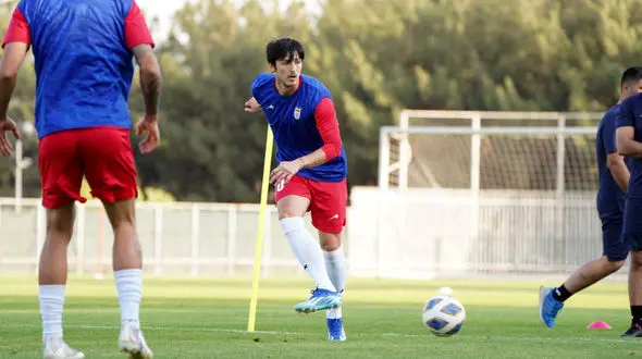 سردار در جمع شاگردان قلعه نویی/ تمرین ٩٠ دقیقه‌ای ملی پوشان در تهران