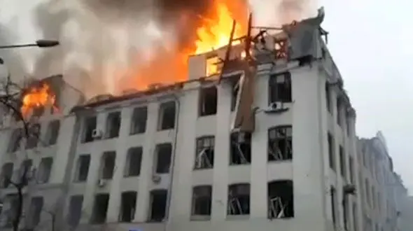 از فاجعه پای بی قرار مرد جوان تا چند ثانیه از زندگی فرزند اول خانواده + فیلم