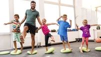 والدین چاق ، فرزندان تپل دارند / تاثیر ورزش کردن والدین بر تناسب اندام فرزندان