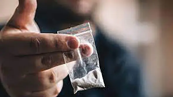 سرنوشت خاکستری مسعود با ثروت پدریش