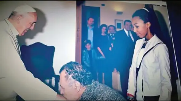 مردی که خود را به فلجی زده بود توانست 12 سال پاپ را فریب بدهد+ عکس