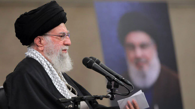 حضرت آیت‌الله خامنه‌ای رهبر معظم انقلاب اسلامی صبح امروز ( چهارشنبه ) در دیدار صدها نفر از نخبگان علمی، نفرات برتر المپیادها و آزمون‌ ورودی دانشگاه‌ها