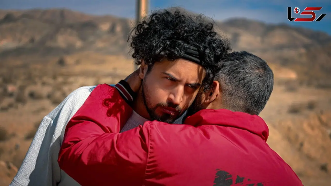 نگاهی به چیدمان خونه مجردی شیک و جوان پسند مهرداد صدیقیان، فرزاد سریال «جان سخت»! 