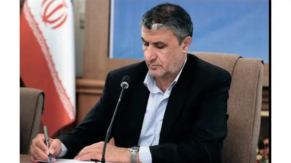 مسیر پیشرفت صنعت هسته‌ای را با قدرت و صلابت ادامه خواهیم داد