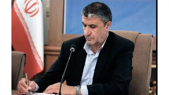 مسیر پیشرفت صنعت هسته‌ای را با قدرت و صلابت ادامه خواهیم داد