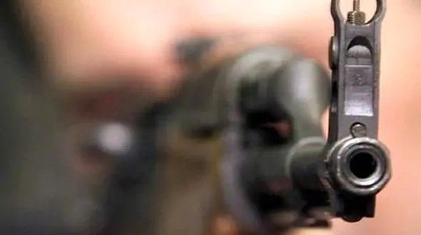 مرگ پدر با شلیک گلوله پسر در هامون