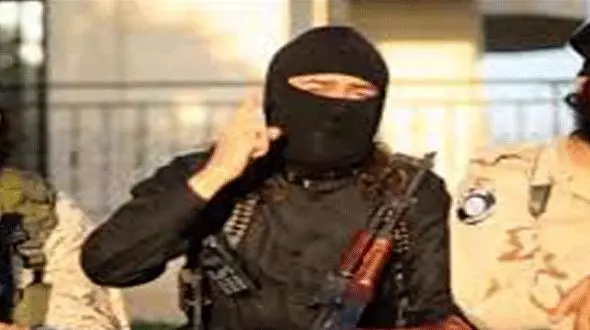 این مرد ریش قرمز تاجر کنیز‌های داعش بود ! / او بالاخره دستگیر شد+ عکس ها