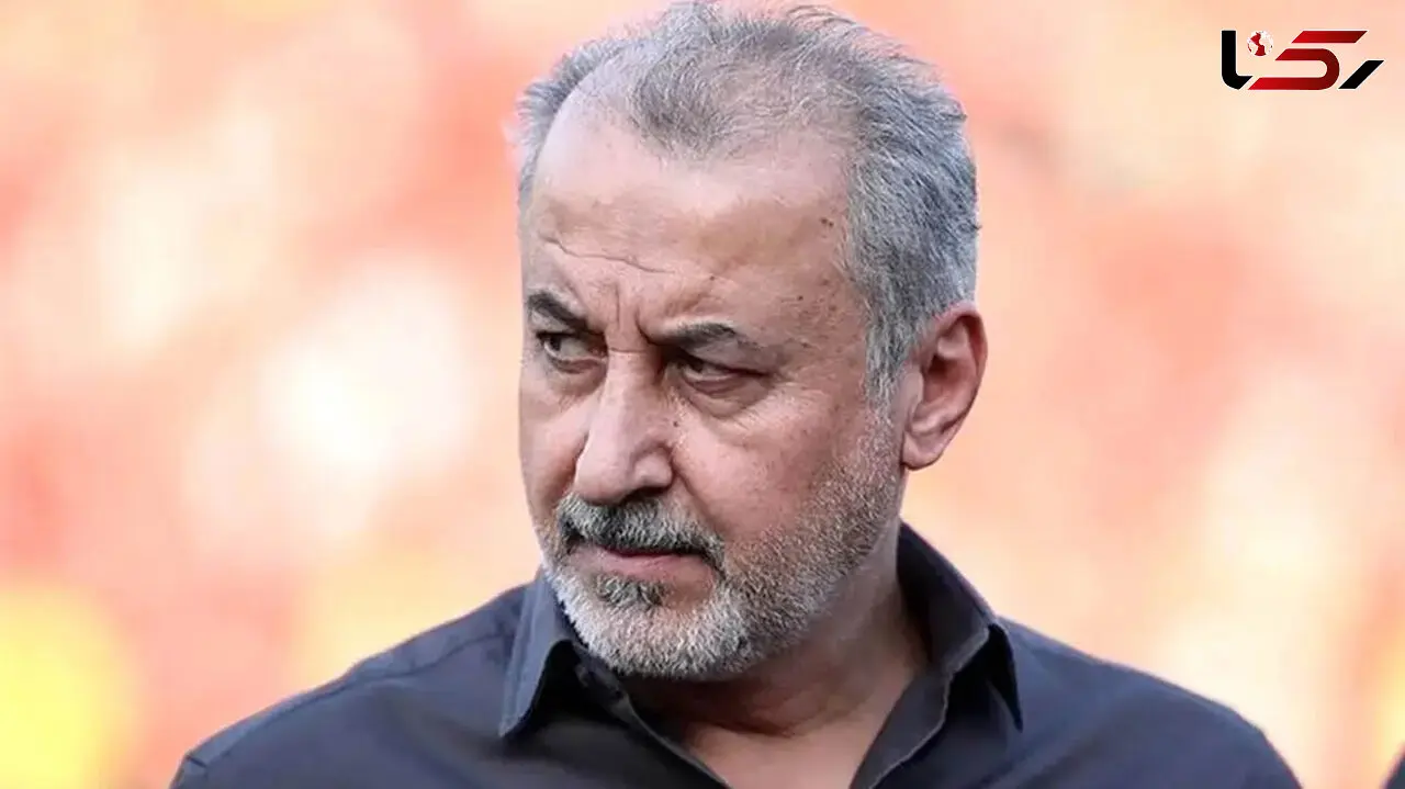 شعار هواداران پرسپولیس؛ درویش حیا کن، پرسپولیس را رها کن