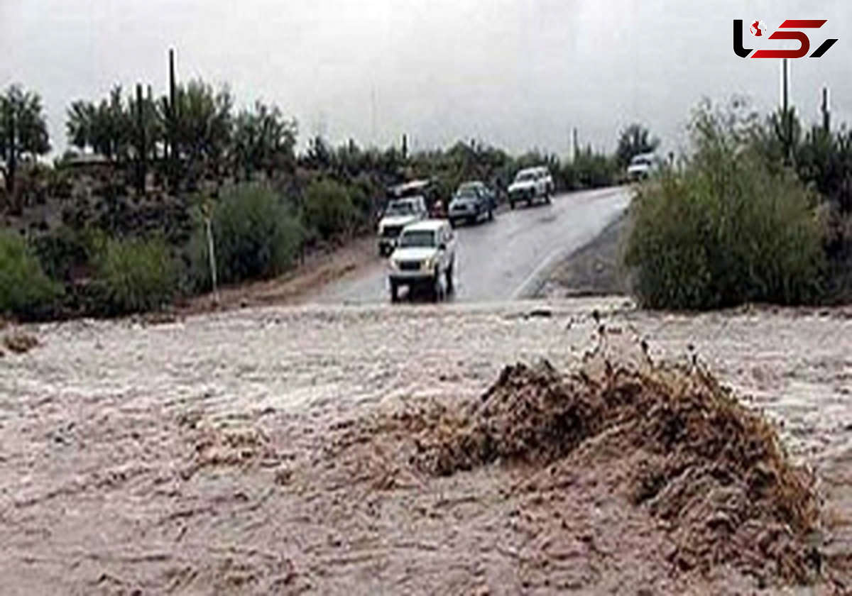 مسدود شدن محور‌های مهرستان - ایرانشهر و مهرستان - سرباز