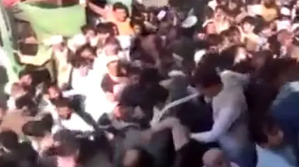 مرگ دلخراش  12 زن فارسی زبان برای رفتن به پاکستان+ فیلم