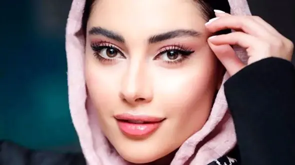 فیلم شرم آور  خواستگاری از ترلان پروانه در برنامه زنده !  / کمی حیا کنید !