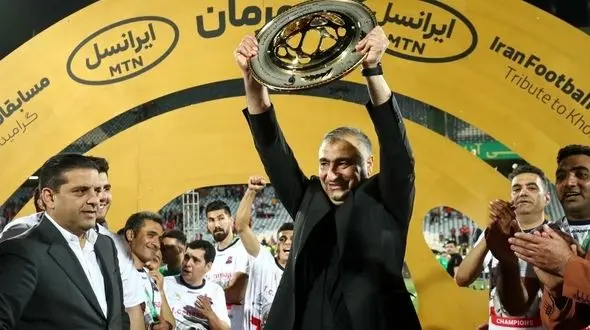 سرمربی جان سخت، باز هم برابر آبی ها