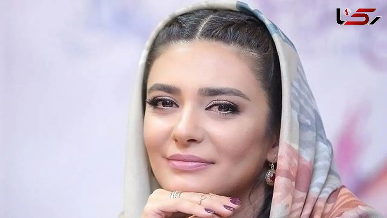 عکس/ نگاهی به کیک تولد لایه لایه و پر از توت فرنگی لیندا کیانی / مبارکاا بااشه