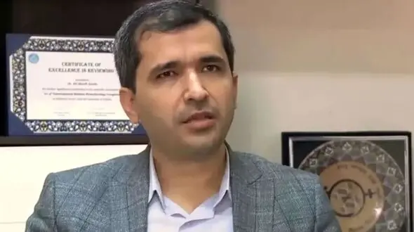 مقایسه کاوه مدنی و رائفی‌پور از زبان علی شریفی زارچی