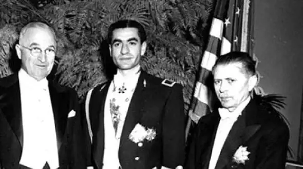 رخداد تغییردهنده تاریخ 6 اردیبهشت 1330/ استعفای حسین علاء از نخست وزیری محمدرضا شاه