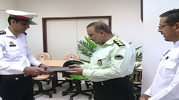 تقدیر از افسر وظیفه شناس