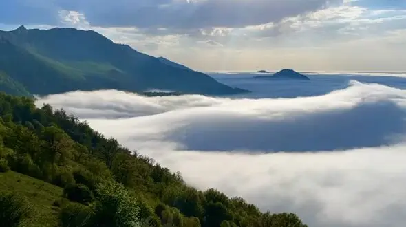 رقص زیبای ابرها در آسمان + فیلم 