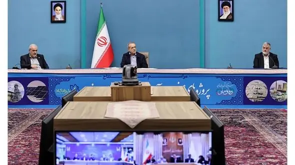 تلاش مهندسان صنعت نیرو برای رفع ناترازی‌ها ستودنی است/ توسعه پایدار در گرو اجرای پروژه‌های آب و برق، همراه پیش‌بینی آینده است