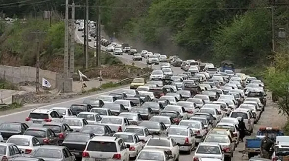ترافیک سنگین در جاده چالوس و آزادراه تهران شمال/اعمال محدودیت‌های یک‌طرفه در صورت افزایش بار ترافیکی