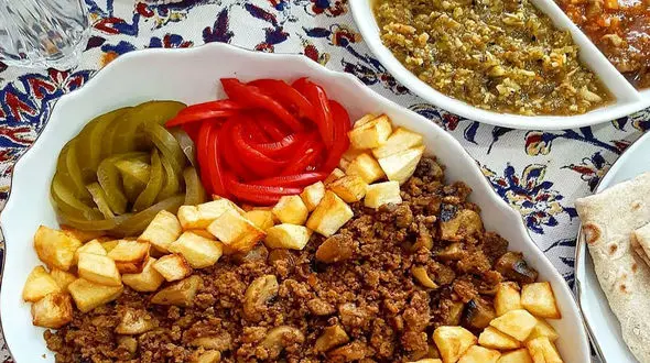 طرز تهیه یک خوراک خوشمزه و راحت برای وقت هایی که حوصله ندارید!